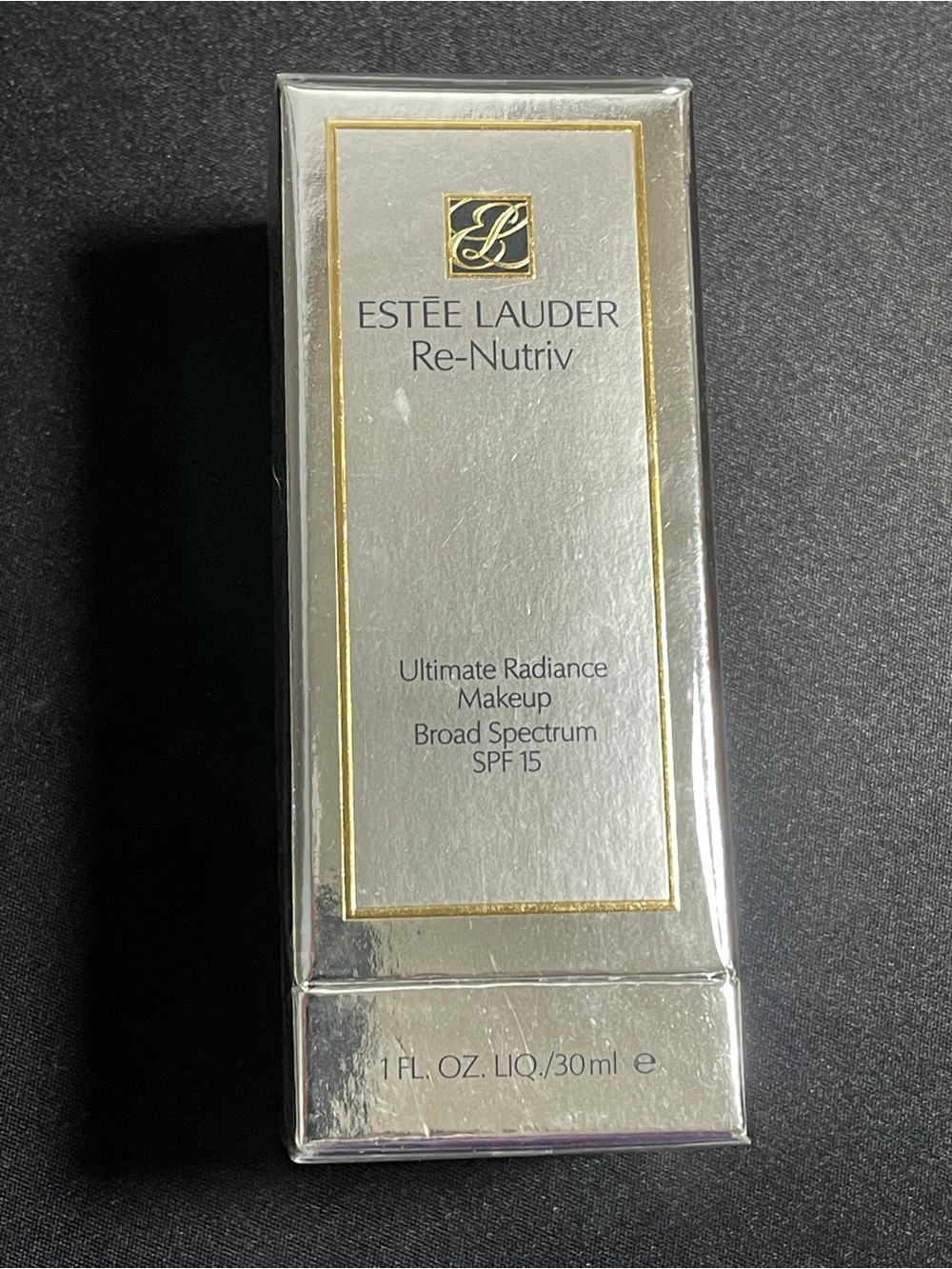 Estée Lauder Re-Nutriv Ultimate Radiance Makeup Dawn SPF 15 Rare discontinued